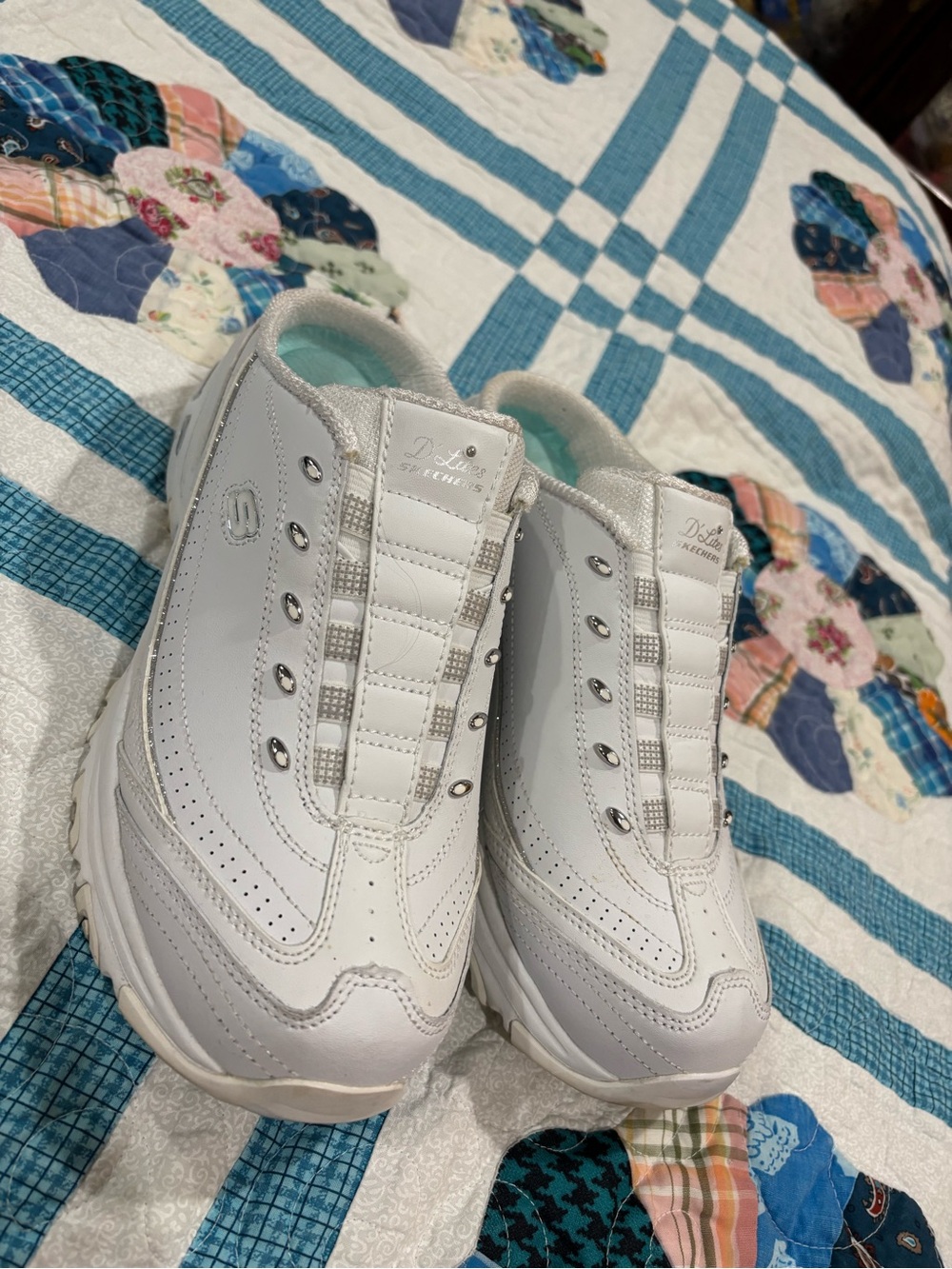 Skechers White Slip-On Casual Walking Shoes - Picture 1 of 5